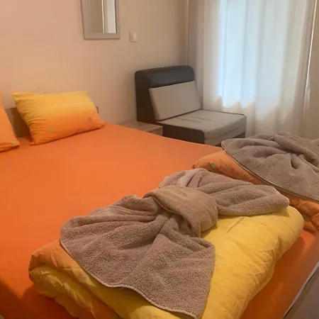 Dari Garden градина *