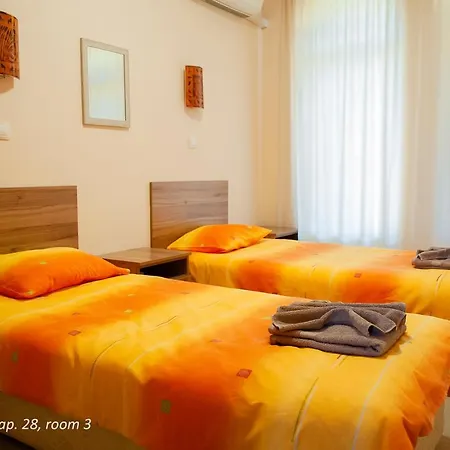 Dari Garden градина Apartment *