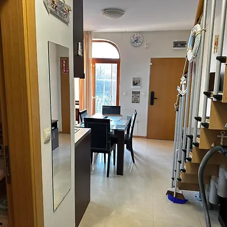 Apartment Dari Garden градина Chernomorets
