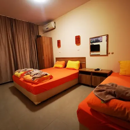 Dari Garden градина