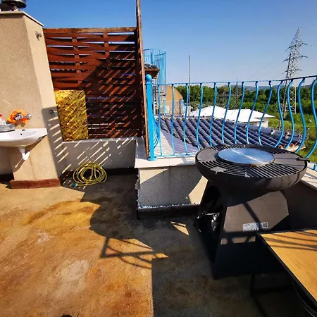 Dari Garden градина Chernomorets