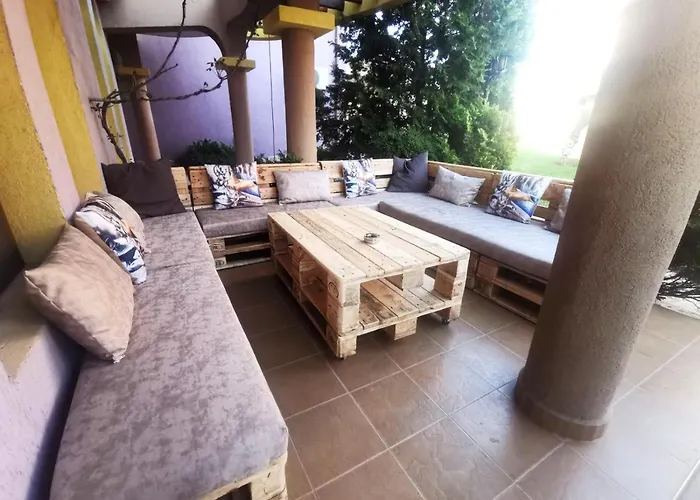 Dari Garden градина * Czernomorec