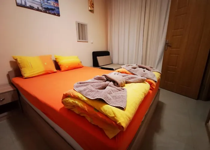 Dari Garden градина *