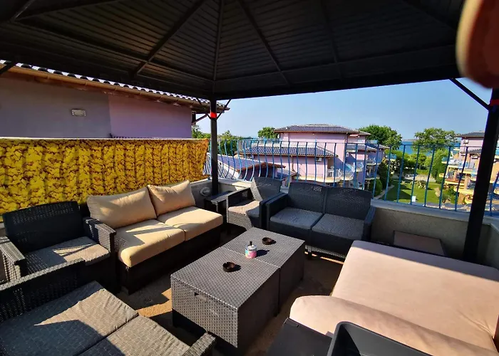 Dari Garden градина * Czernomorec